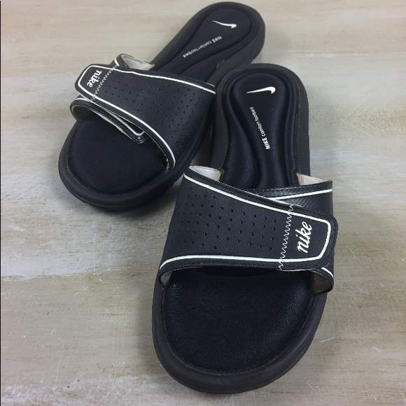 nike slides with adjustable strap